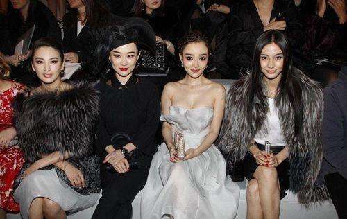 没了刘海护体的女明星: 唐嫣好似秃顶, 只有迪丽热巴变化最小