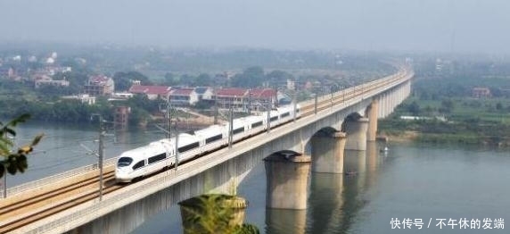  #高速铁路#高铁能跑多快？时速达到605公里，中国制造。