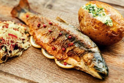 最喜欢请客的国家：吃饭人一般不能为单数，风景美丽吸引游客前往