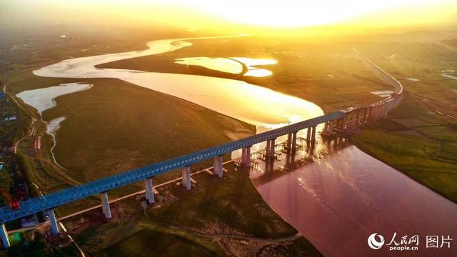  吉南：浩吉铁路即将开通运营