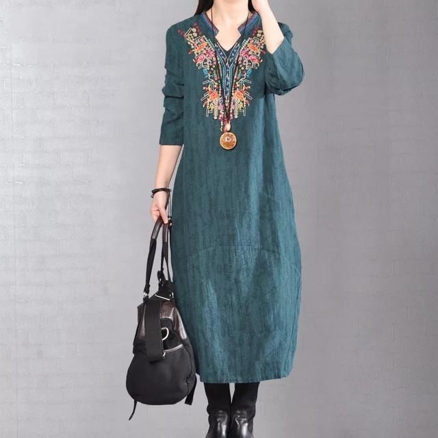 入秋，不管有钱没钱，至少要有一件这样的“棉麻”裙，清雅衬肤白