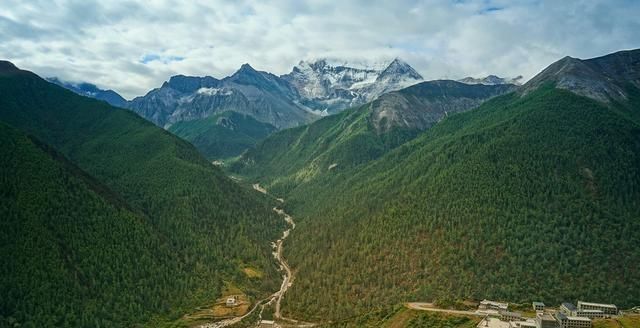 四川人告诉你：四川最美风景在川西，世界级景观美不胜收
