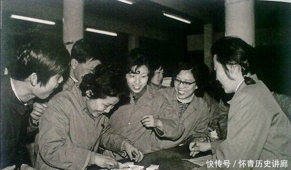  「上田」老照片：1980年代改革开放大潮中的中国