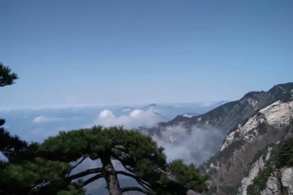 大别山的第二高峰上,天堂寨拥有一百多个瀑布,让你一次看个够【2020热门旅游景点】