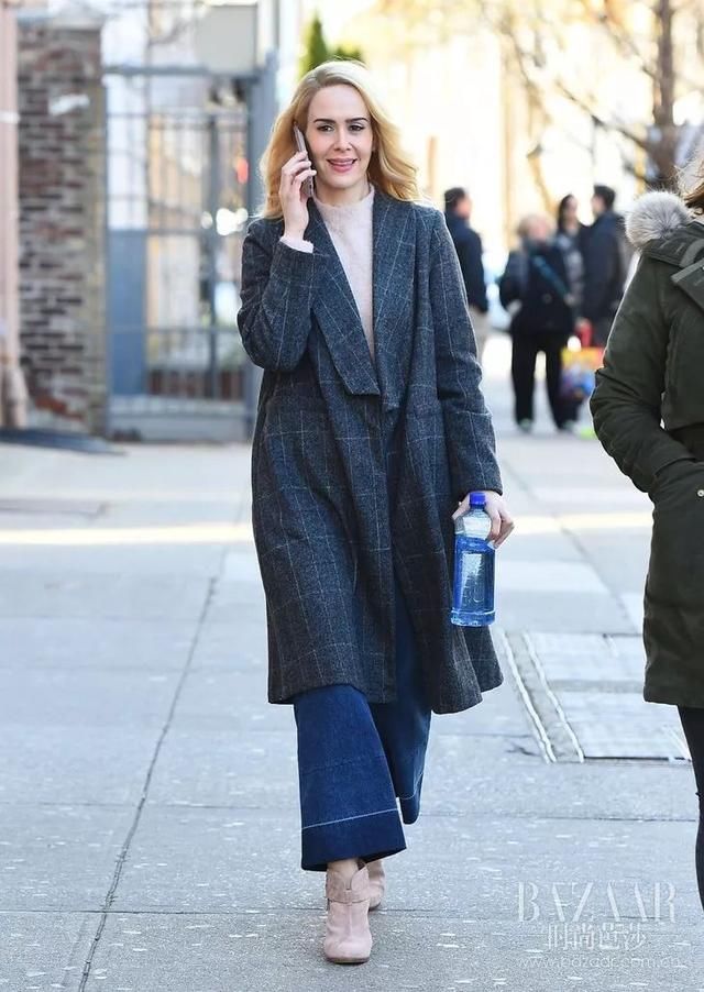 8个女人一台戏就为了偷走1.5亿美刀珠宝？可这明明是场时装秀