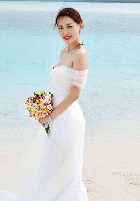 马蓉近日再发声明，王宝强果断拒绝，王思聪发表看法