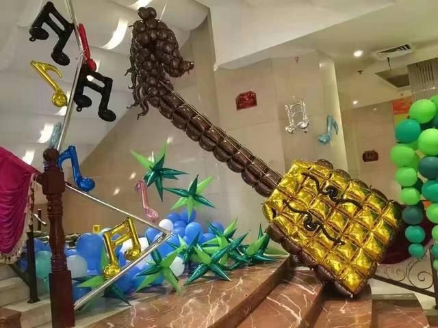  气球■如何鉴别气球的质量