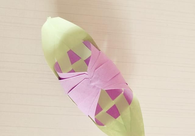  「纸片」儿童手册，用10张小纸片做一只船，易学