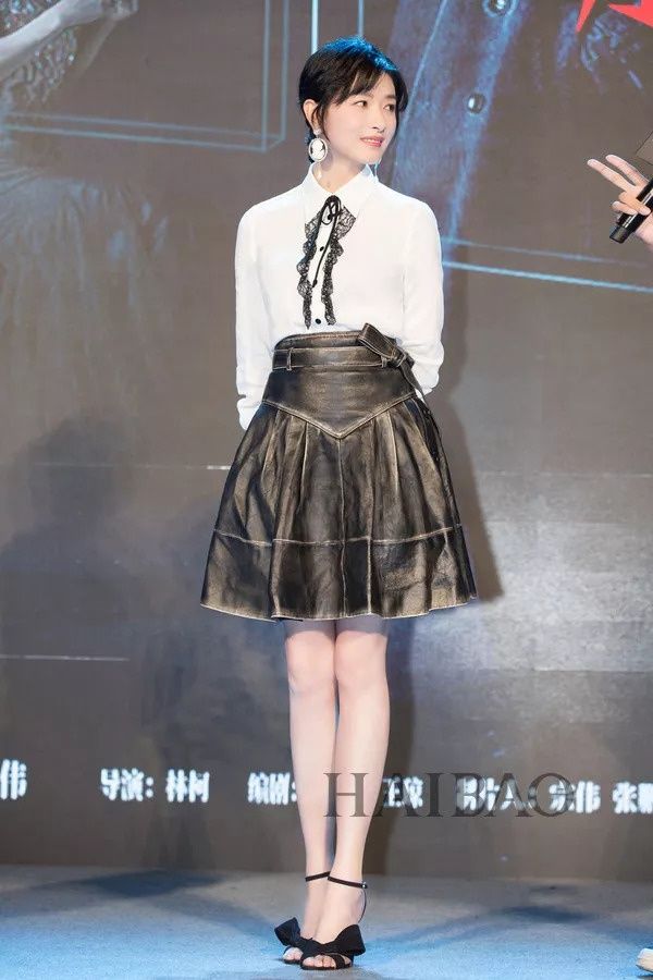 时髦百搭+永不过时!一件白衬衫解锁你的秋季穿搭!