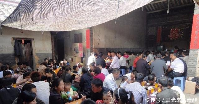 火葬省地又省钱，为什么农民不愿意老农说了三句话，专家无奈