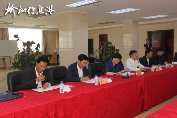 省教育厅副厅长岳强到我市视察高考准备工作