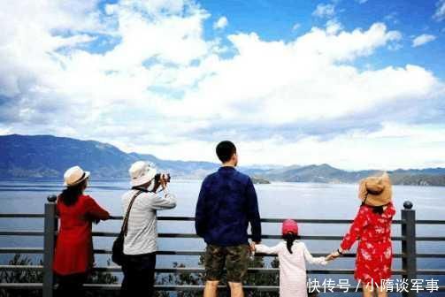 情侣住酒店退房时却被要求补交500,酒店:做了