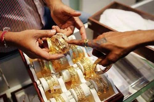 印度大金链3000一条，为何中国游客不买？驴友：无福消受