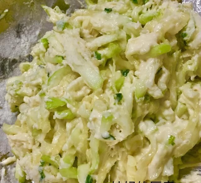  「客家人」小南瓜怎么做？客家人教你决窍和方法，外焦里嫩，好吃到停不下来