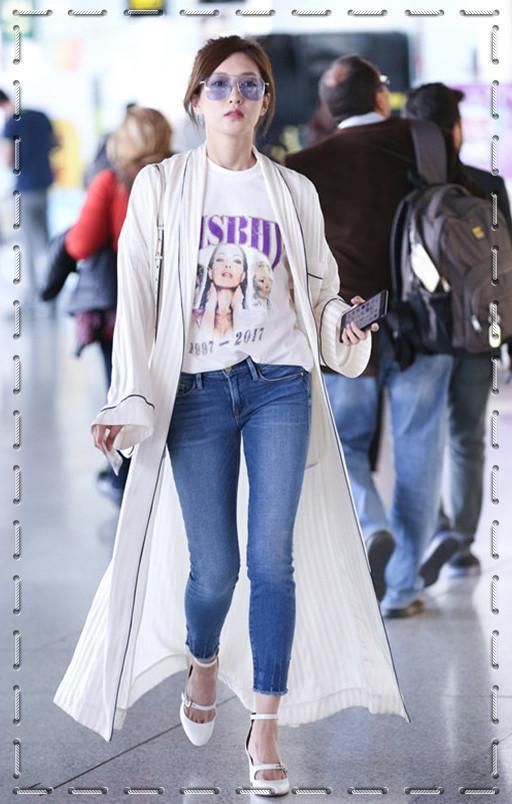 江疏影不过穿件紧身长裙,就勒出了水桶腰,网友:没结婚不应该啊