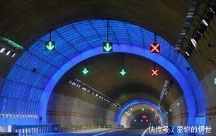 为什么老司机高速上“见洞走左侧”？新手往往都不懂，看完涨知识