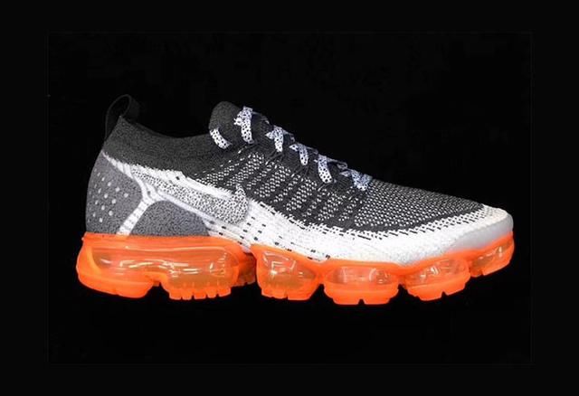 黑白之外的亮点！VaporMax 2.0 “Mango” 最新实物图曝光