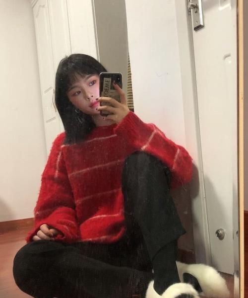  「简直」“妈妈毛衣”别扔，搭配这些裤子后，简直就像换个人