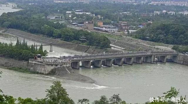 四川改名改得最成功的城市，改名后名声大噪，能与成都媲美