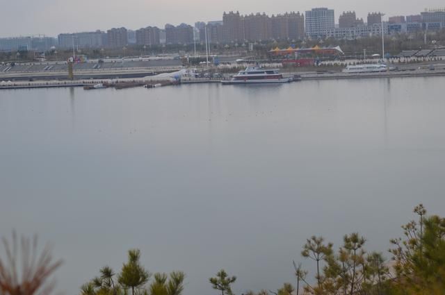  乌兰@康巴什第三天：我到了蒙古象棋广场和乌兰木伦河畔