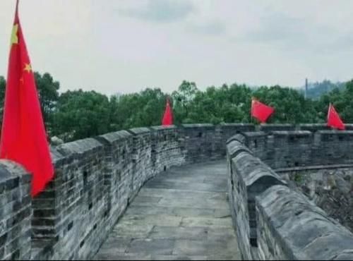 浙江有座“江南长城”，距今已有1600年历史，门票65元却鲜为人知