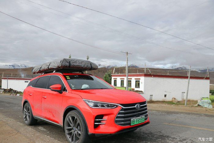 自驾比亚迪唐新能源新藏线阿里到日喀则风雨变幻,景色变化突然