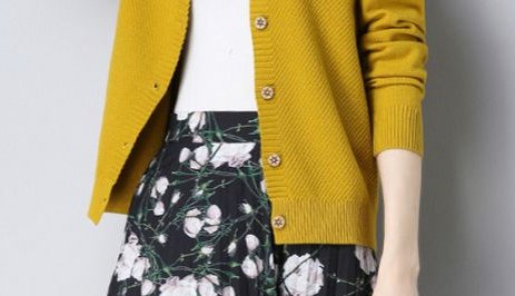 入秋先别买风衣!瞧这新款，洋气开衫，6070后女人穿美又减龄