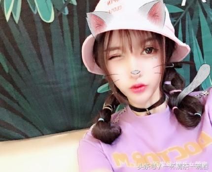 王思聪“袭胸”事件女网红回应：并不是自愿的，我还能骂他吗