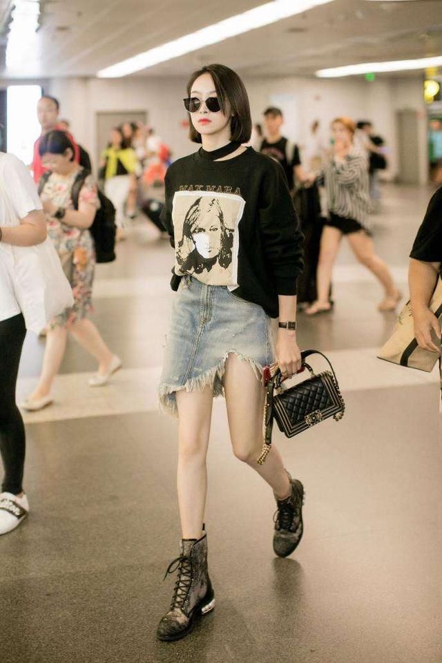 宋茜为显腿长真拼，裙子短就算了，还露出了半边大腿根来惊艳全场