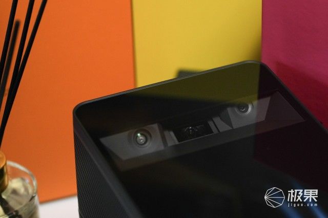 puppy cube触控投影与小木匠碰撞出的智能家居