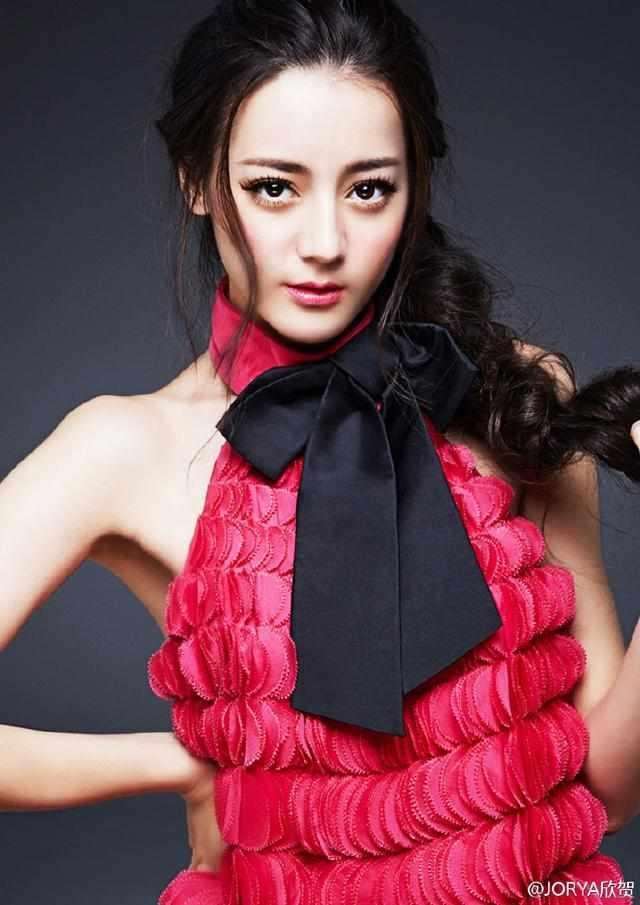 假如七公主都由热巴扮演, 网友: 看到蓝公主之后, 开始不淡定了!