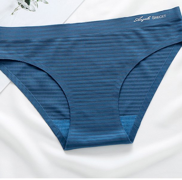 无痕纯棉三角裤，穿着舒适柔软又亲肤