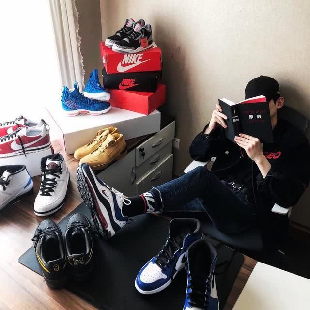 网传非18线男星下周一公布恋情，工作室两字回应，网友直呼霸气