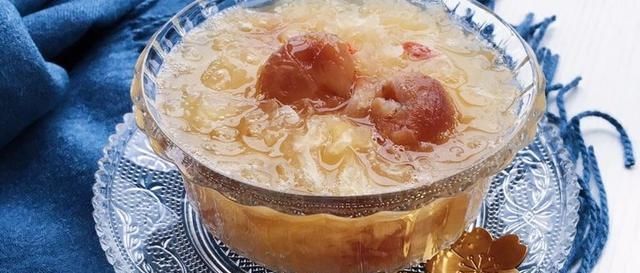  【银耳多糖】煮出完美银耳羹的3个窍门，银耳香糯可口，女人常喝嫩肤又润肺