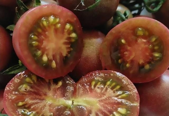  亩产值@号称亩产值10万元，农民种了就亏钱，又是炒作起来的蔬菜