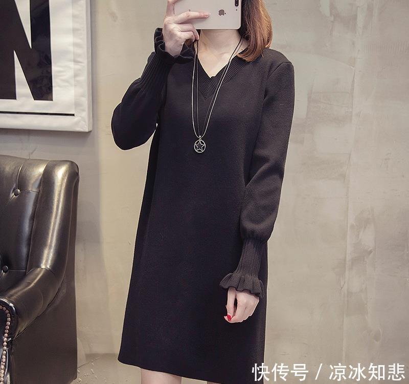 『显瘦』大冷天,老婆打扮得太美了!大码毛衣裙+大衣,显瘦迷人巨美嫩