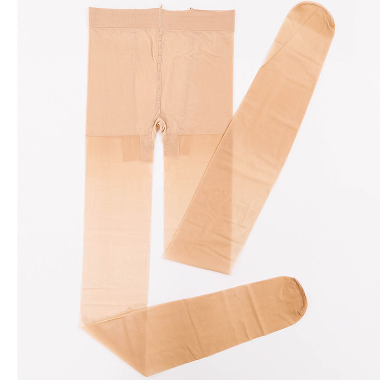 去夜店就穿:隐形丝袜+高跟鞋，清新脱俗，性感迷人俏皮减龄