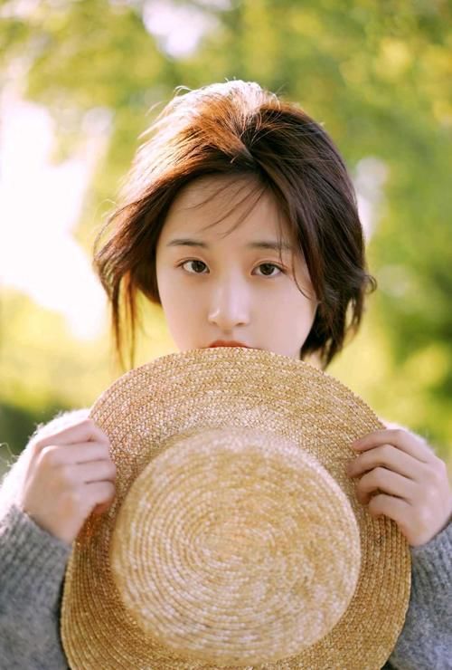  『女生』女生美照怎么拍，16个经典好看拍照姿势，学起来
