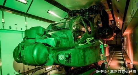 阿帕奇几乎要塞满:武直吨位差距最直观表现:运输机货舱对比