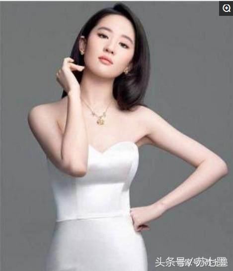 抹胸裙：刘亦菲baby现精致美，陈妍希选错颜色，而舒淇选错了花色