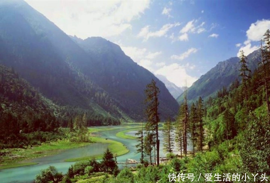 除了稻城亚丁,川西这个被上天宠坏的地方,还有其它数不尽的风光