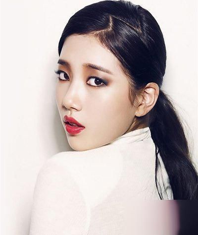 让你的马尾辫更加时髦漂亮的扎发小技巧！