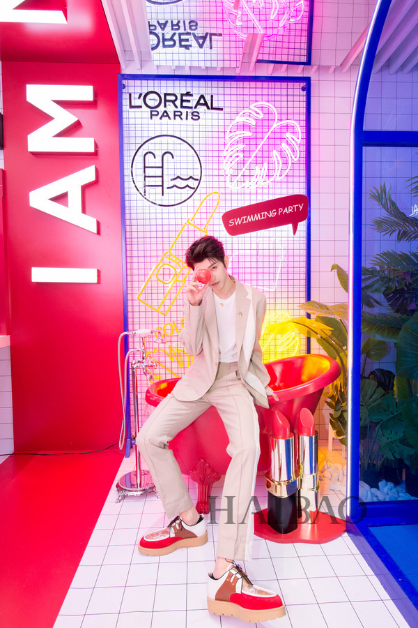 巴黎欧莱雅携手蔡徐坤发布红胖子气垫！