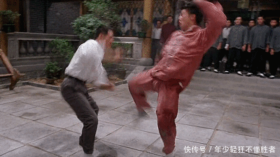 「精武英雄」1994年,李连杰31岁,拍了一部全世界动作片迷公认的经典