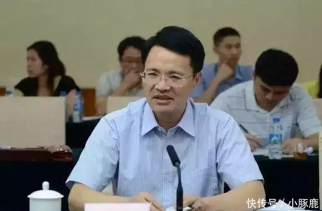 深圳落马高官消失两年后露面, 曾用市场价六折买房