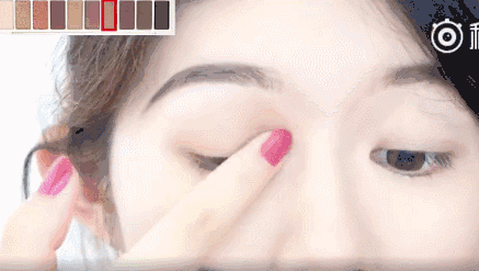 王祖贤从不修眉，邱淑贞最爱大红唇……被火爆抖音复古港风妆惊艳