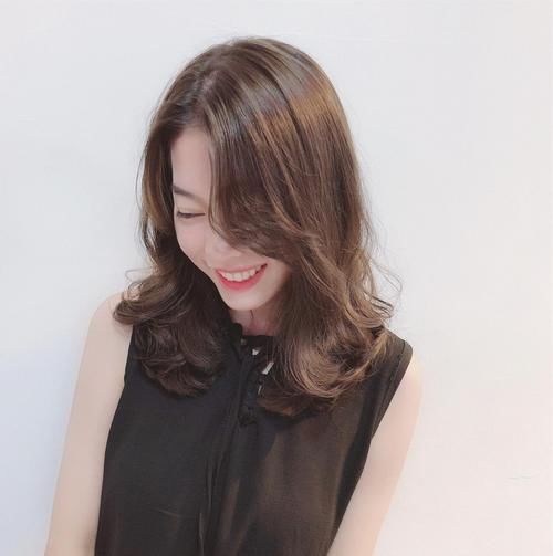  [女性]越剪越美“锁骨发”31款，时尚显脸瘦，适合大多数女性