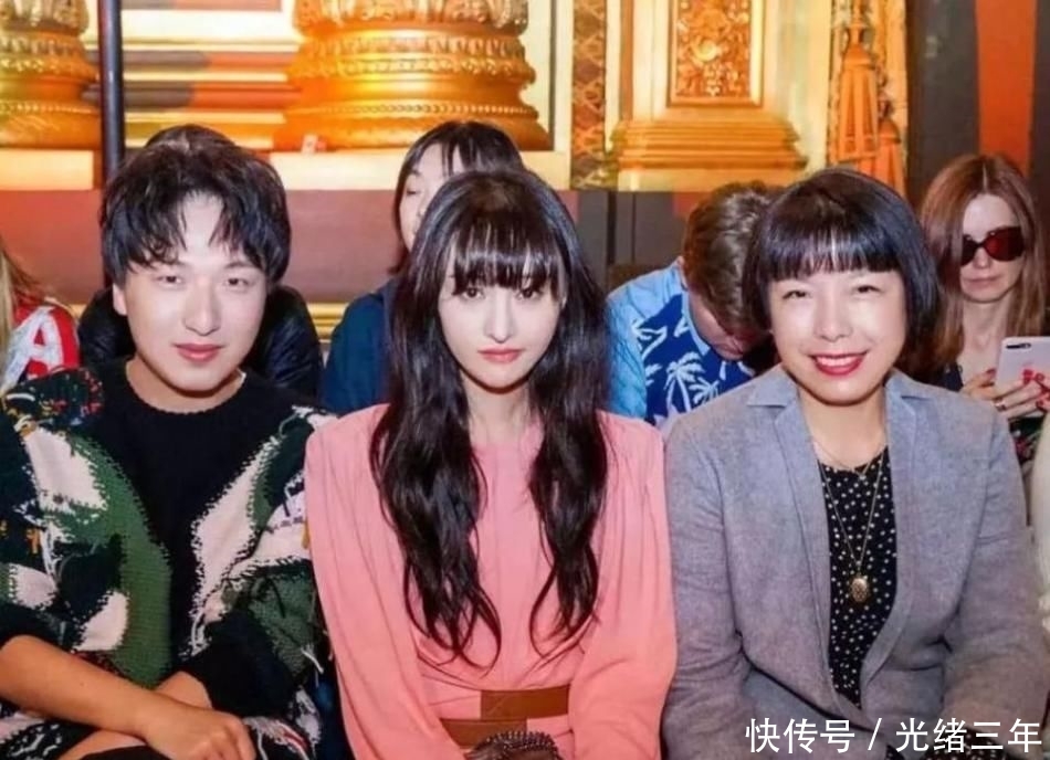 鼻子■鞠婧祎这是第几次do鼻子了?还没消肿就走红毯意外艳压全场!