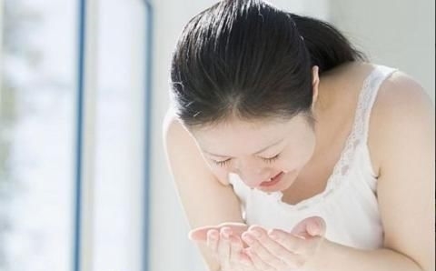 「大牌」维生素E乳真的好用?那是你没学这样的“搭配”,效果堪比大牌