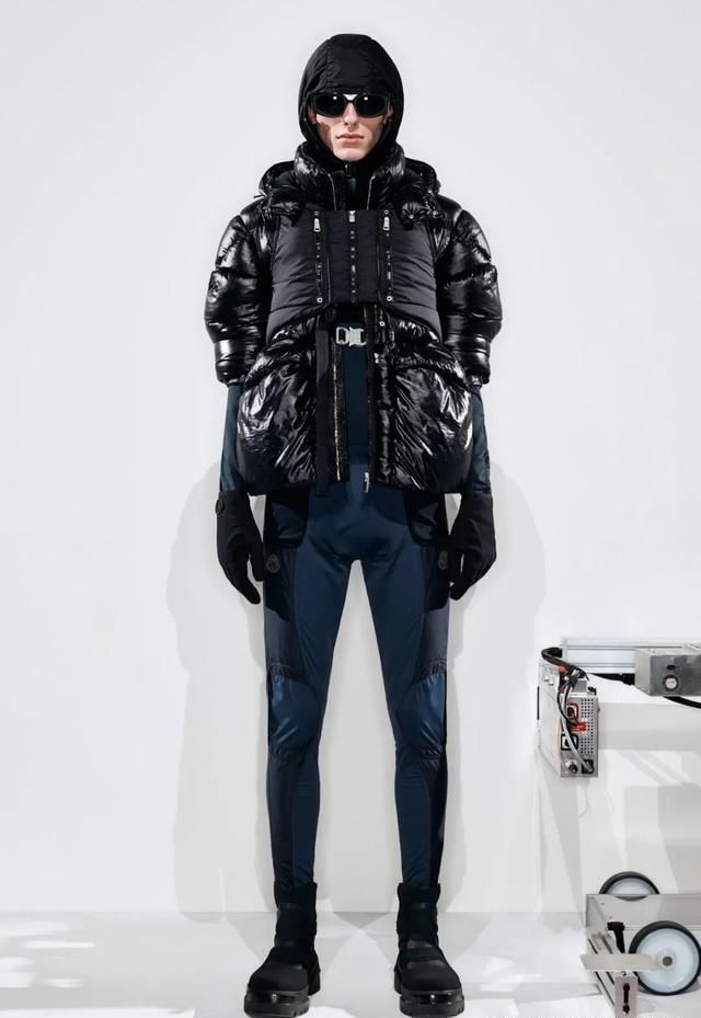 设计师@2020秋冬 Genius 系列：多个天才设计师的合作系列，MONCLER